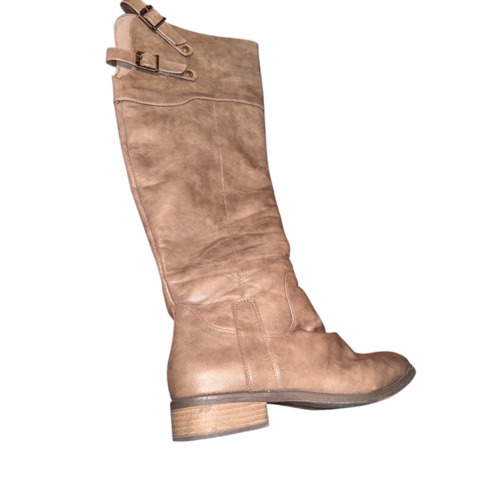Women's Unbranded Boots Size 7.5 Brown